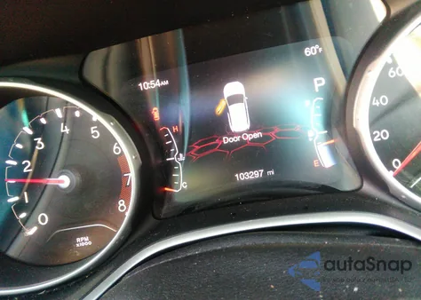 2019 Jeep Compass Limited 4X4 z USA, uszkodzony, nr VIN 3C4NJDCB4KT674567